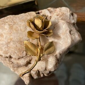 Giovanni Rose Brooch